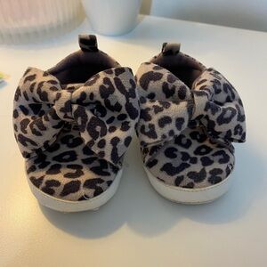 Baby Girl Leopard Print Bow Slip-On Shoes - Taupe and Black